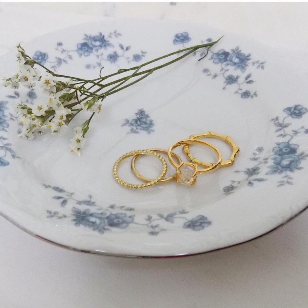 Vintage Floral Porcelain Trinket Dish: Cottagecore Ring Bowl